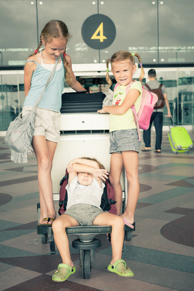 kids at airport